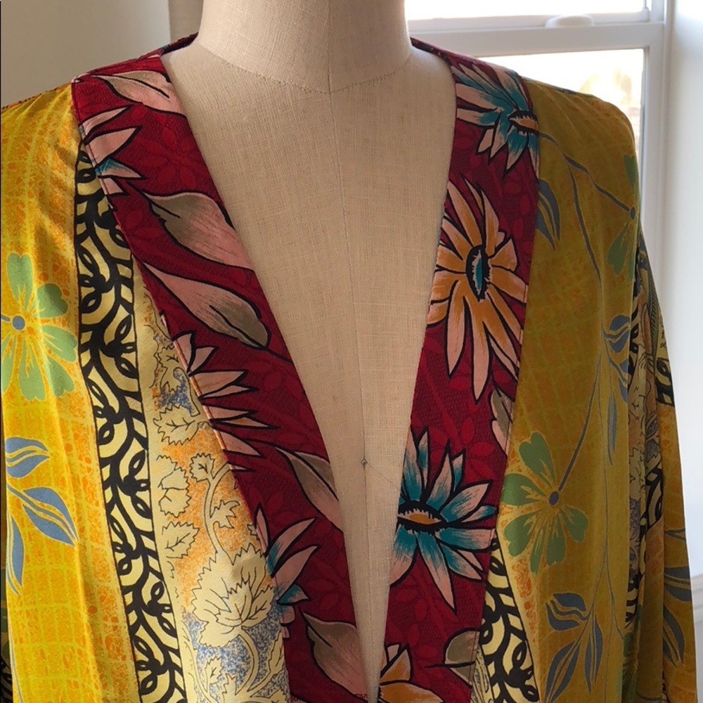 Lux Divine Silk Kimono